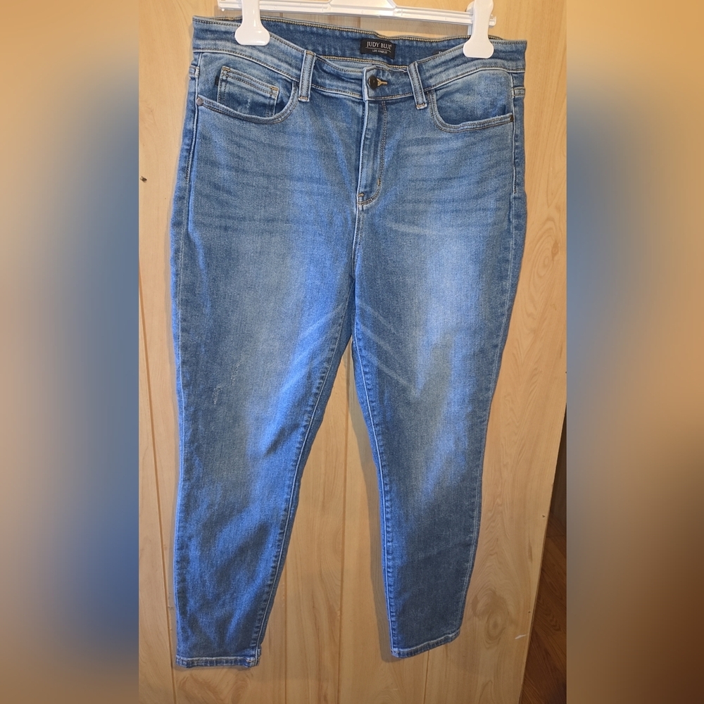 Judy Blue Slimfit Jeans Size 15/32